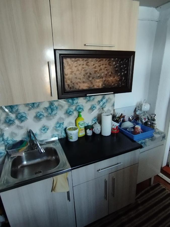 Guest House Sono Adress Derbisheva 202 카라콜 외부 사진